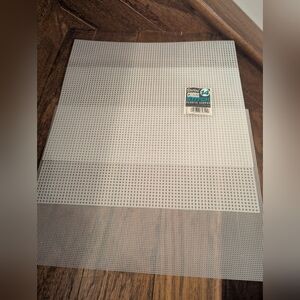 Darice cross Stitch Plastic Canvas 3 pieces 7 & 14